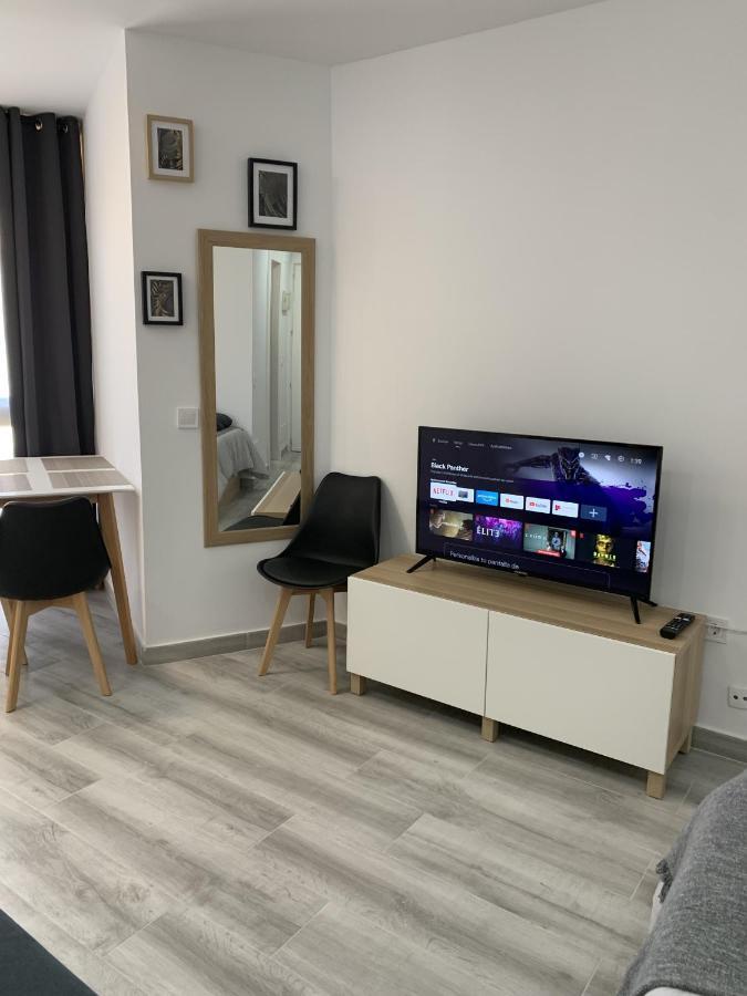Precioso Estudio Frente Al Mar Con Piscina Benalmádena Eksteriør bilde