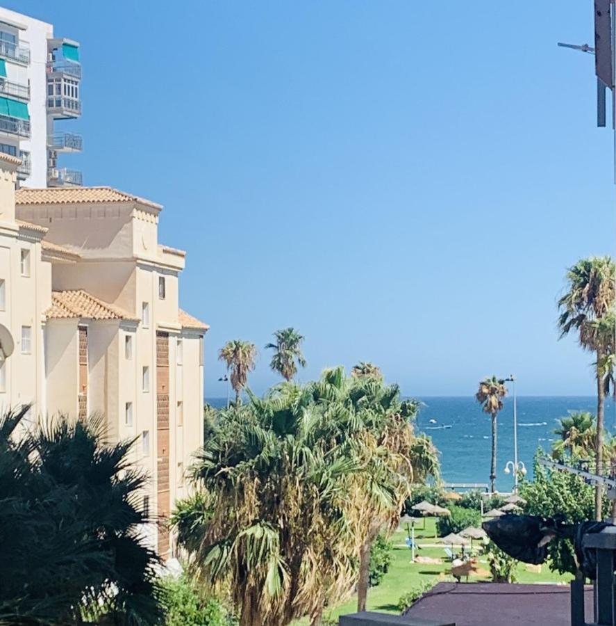 Precioso Estudio Frente Al Mar Con Piscina Benalmádena Eksteriør bilde