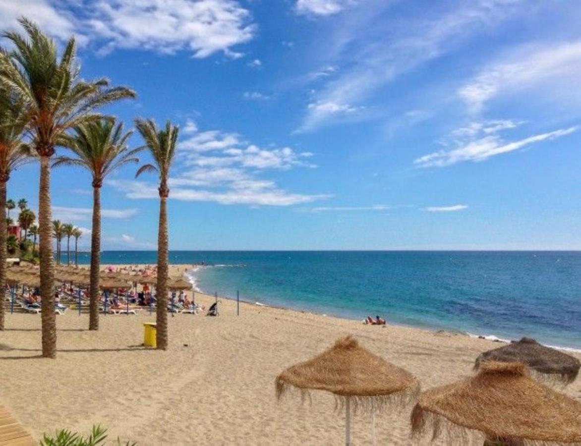 Precioso Estudio Frente Al Mar Con Piscina Benalmádena Eksteriør bilde