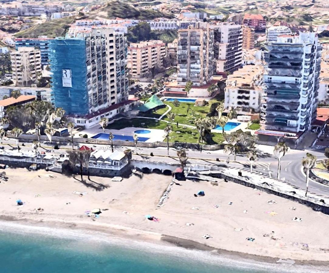 Precioso Estudio Frente Al Mar Con Piscina Benalmádena Eksteriør bilde